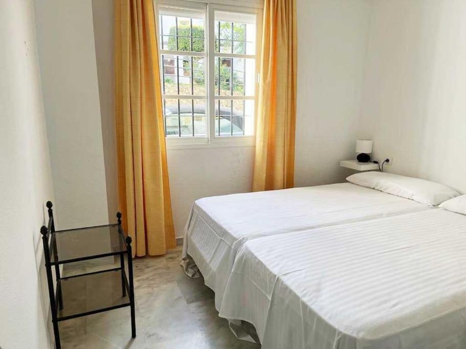 Apartamento En Estepona Marbella ภายนอก รูปภาพ