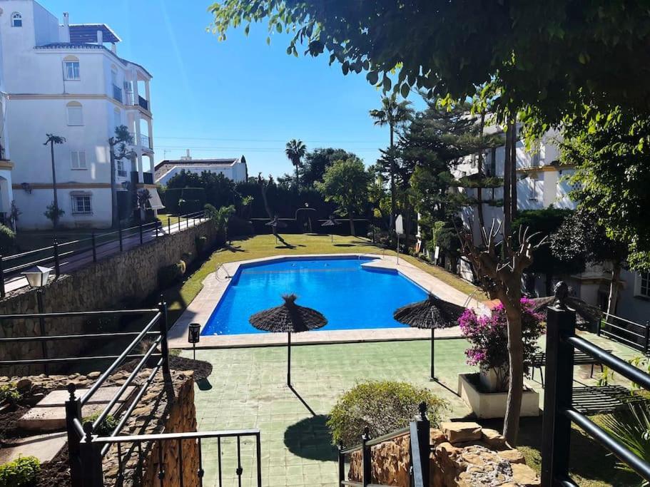 Apartamento En Estepona Marbella ภายนอก รูปภาพ